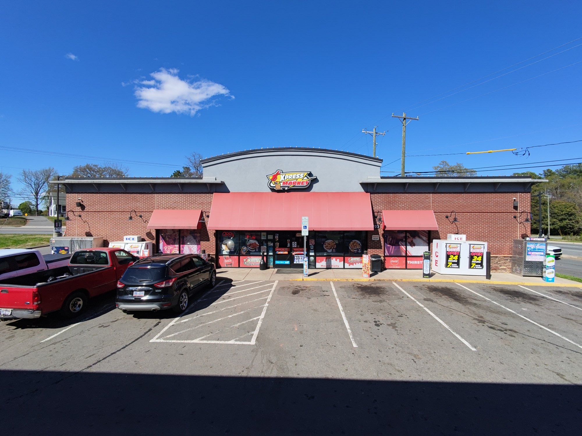 The Xpress Market 01 storefront on Tuckaseege Rd